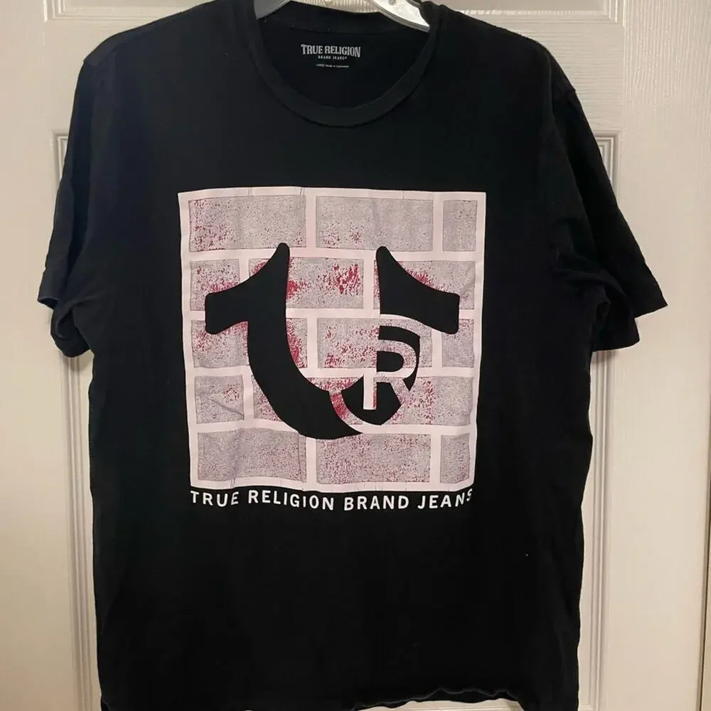 True Religion black logo front tee size large